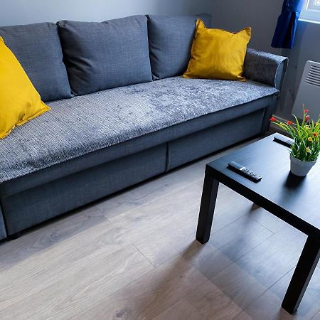 Stylish 1 Bedroom Flat In Wood Green ロンドン エクステリア 写真
