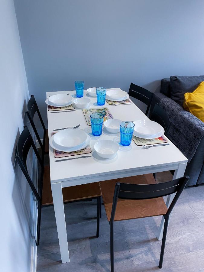Stylish 1 Bedroom Flat In Wood Green ロンドン エクステリア 写真