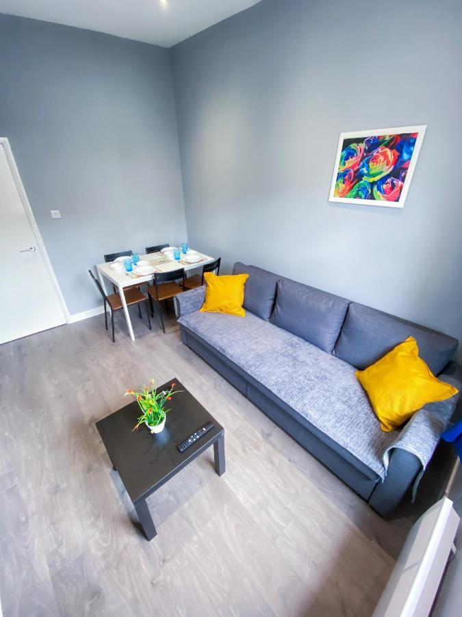 Stylish 1 Bedroom Flat In Wood Green ロンドン エクステリア 写真