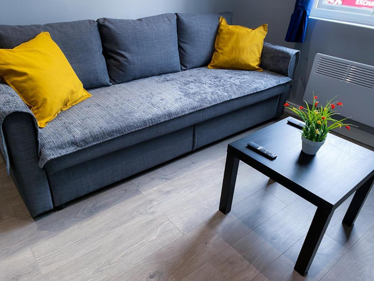 Stylish 1 Bedroom Flat In Wood Green ロンドン エクステリア 写真