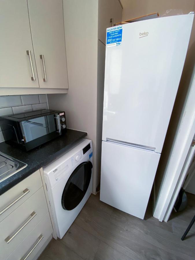 Stylish 1 Bedroom Flat In Wood Green ロンドン エクステリア 写真